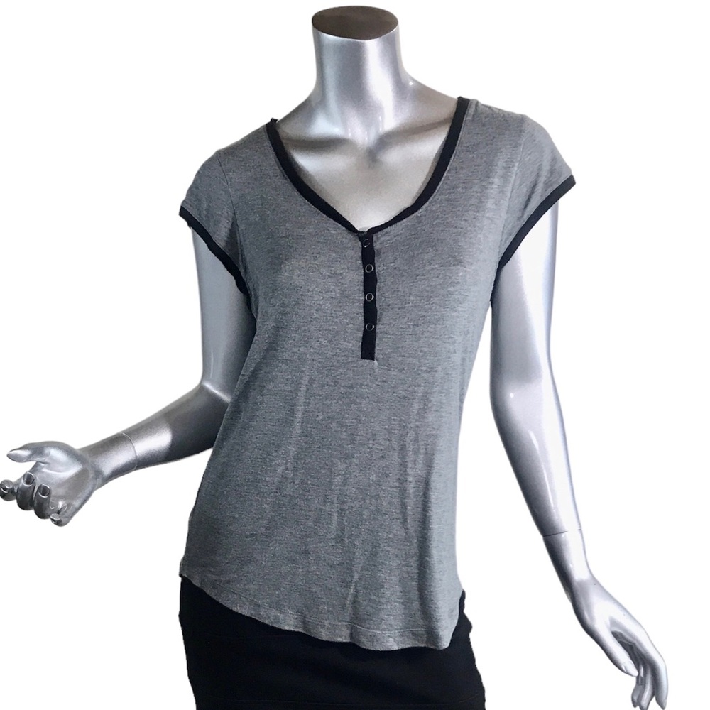 Kensie Women’s Medium Henley T Shirt V Neck Grey Black Super Soft Stretch